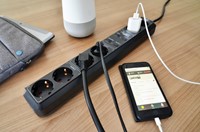 Stekkerdoos Brennenstuhl wifi Connect 2+4-voudig 1.5 meter zwart-1