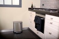 Afvalbak EKO E-Cube pedaalemmer 40liter RVS-3